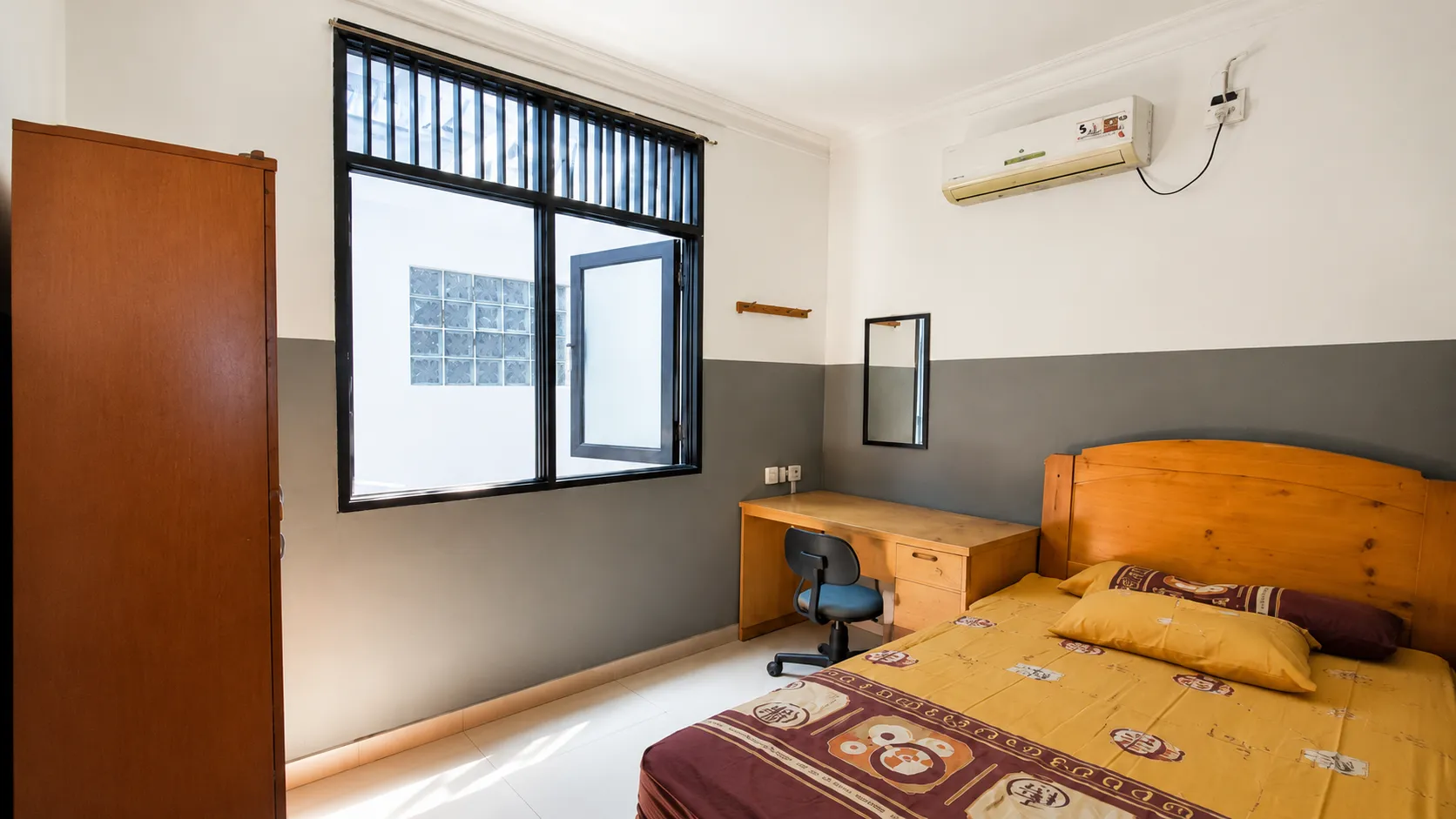 Kost Lulio Kalideres
