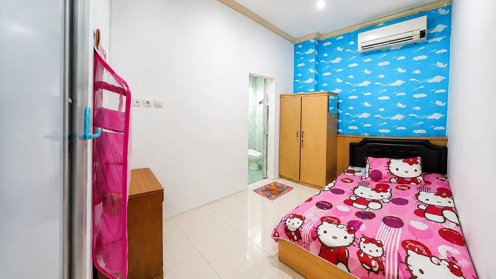 Kost Wanita De Tulip Sunter