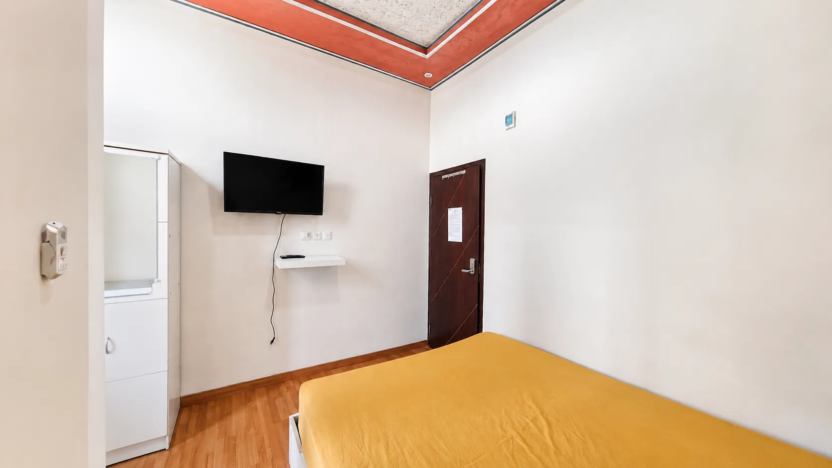 First Residence Koja