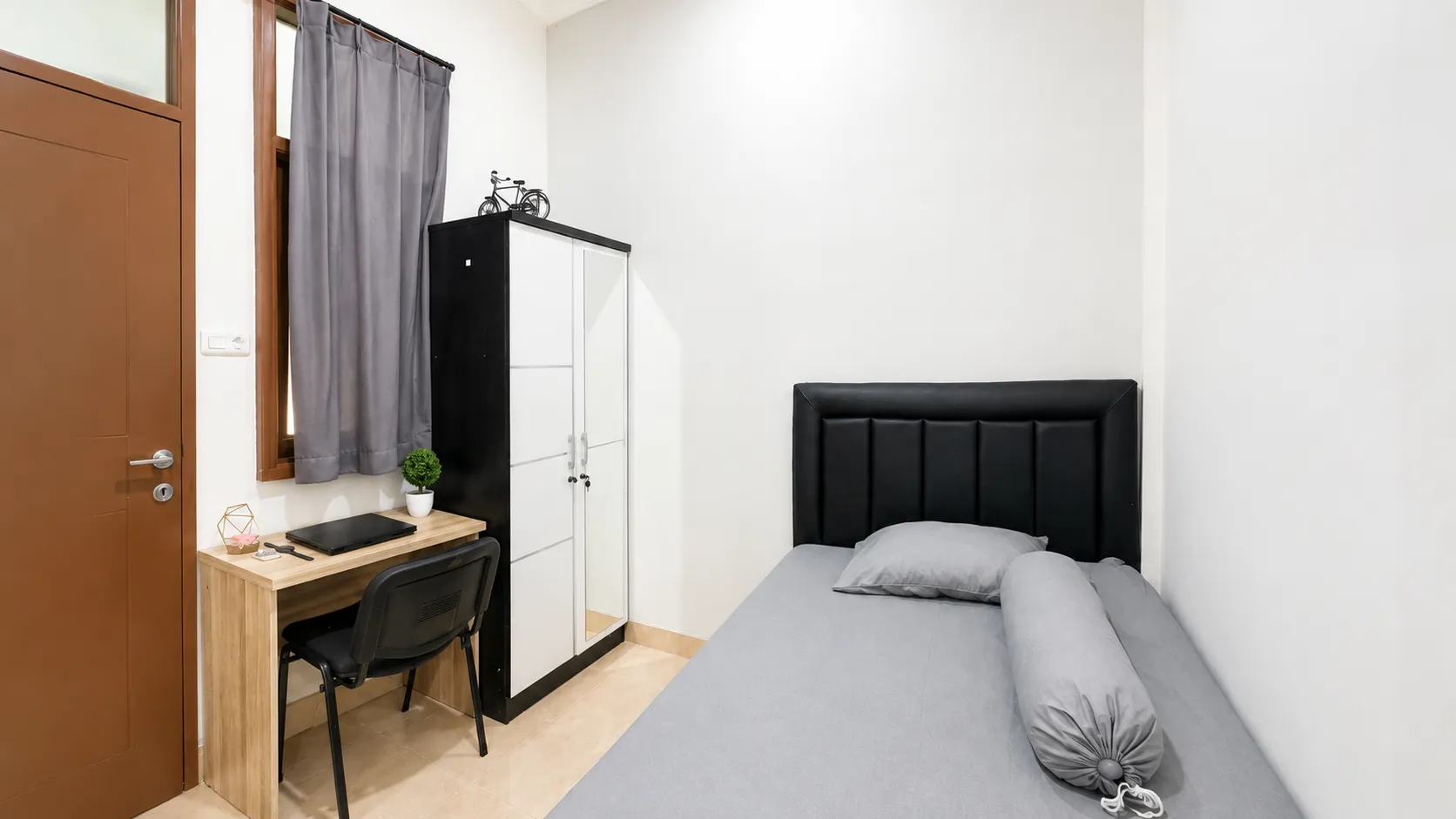 Kost HN Residence Cideng
