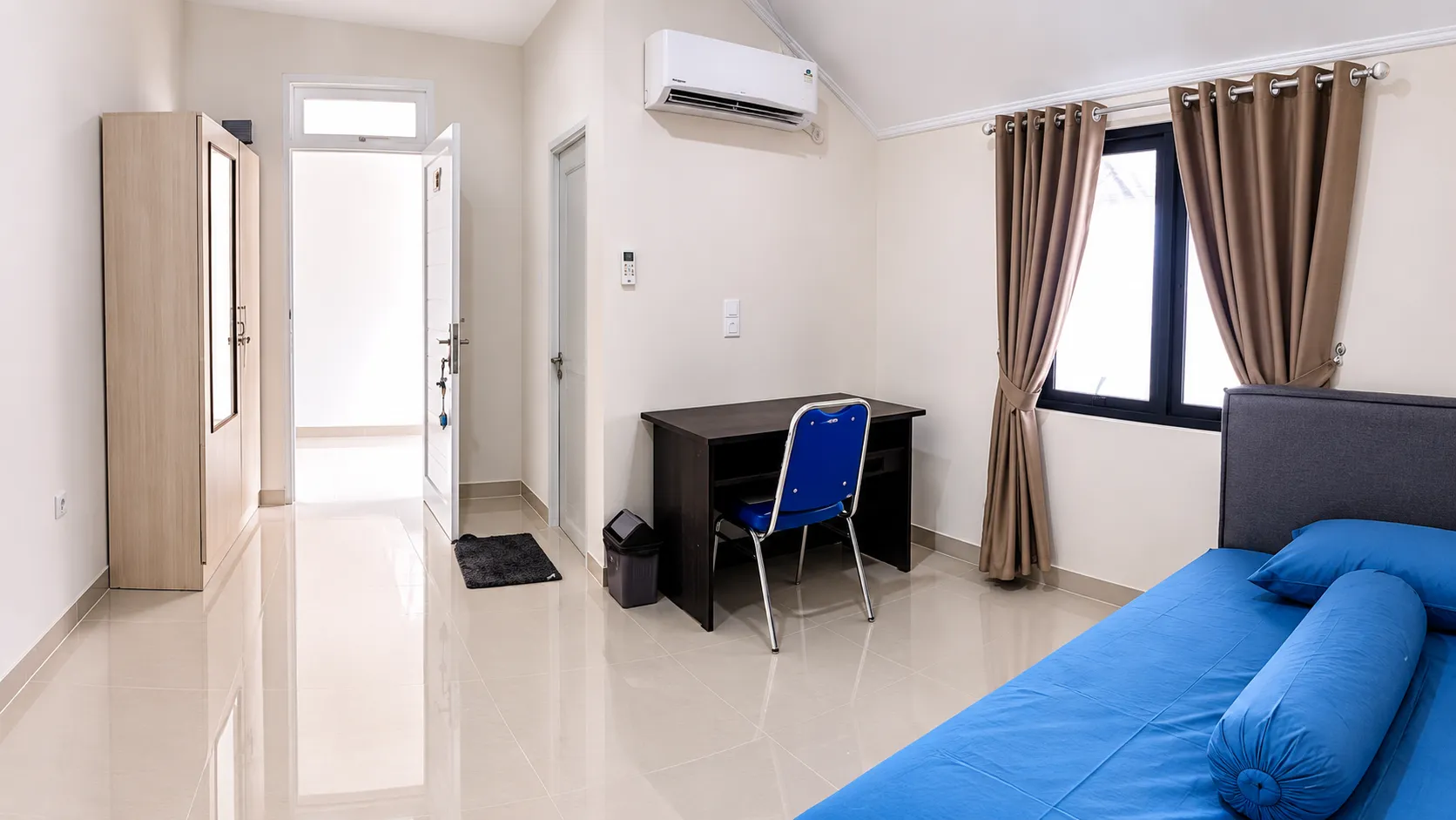 Kost Warly Taman Solo Cempaka Putih