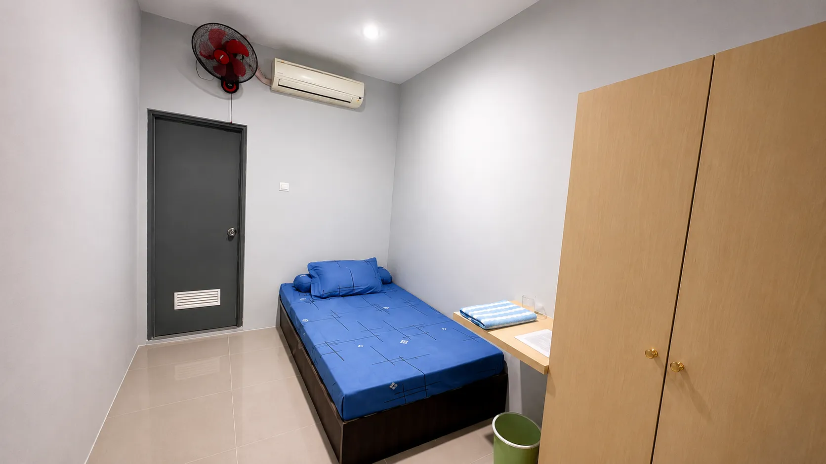 GEN Z KOST 99 Johar Baru