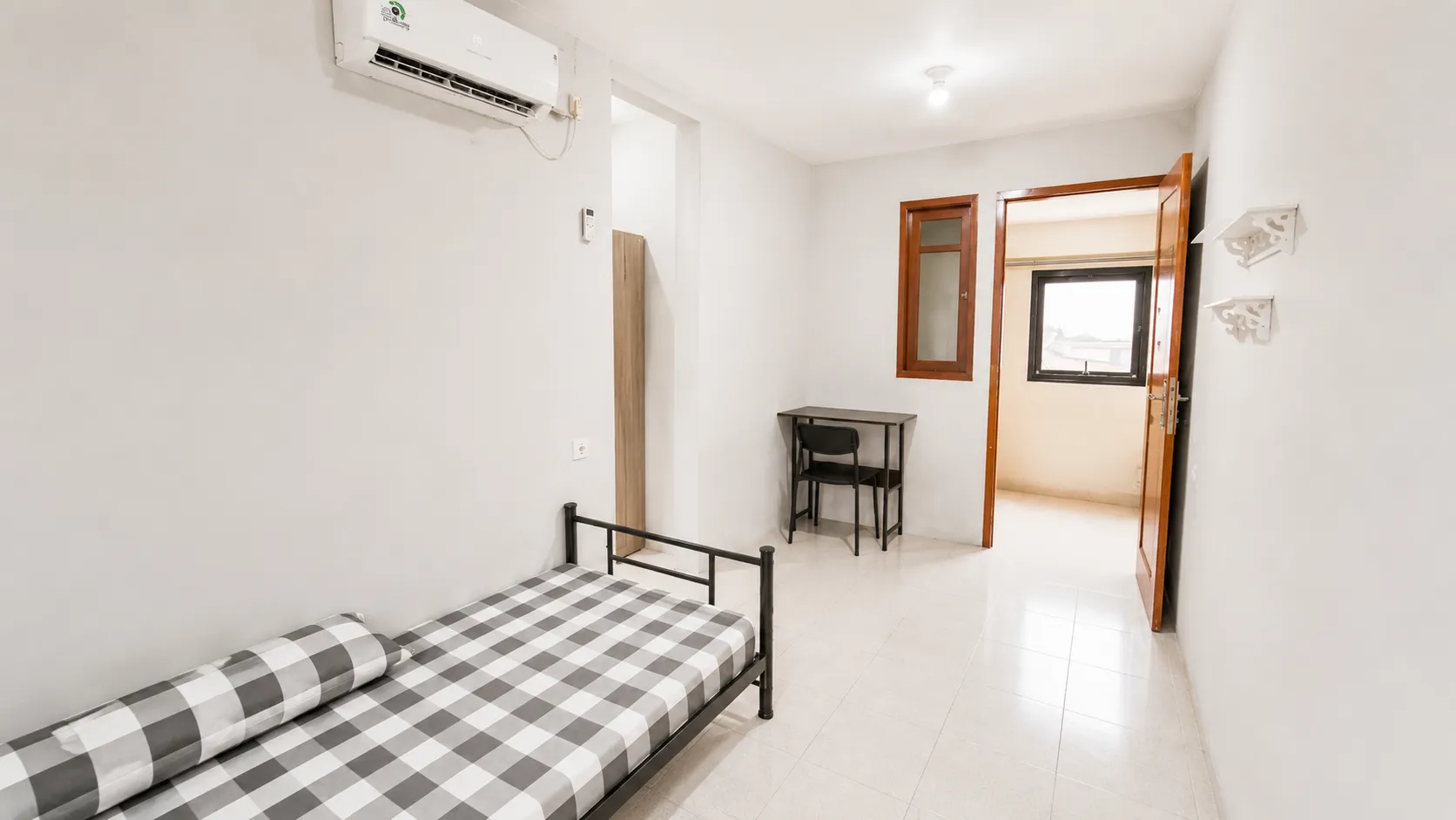 Kost Lontar J109A Paseban Jakarta Pusat