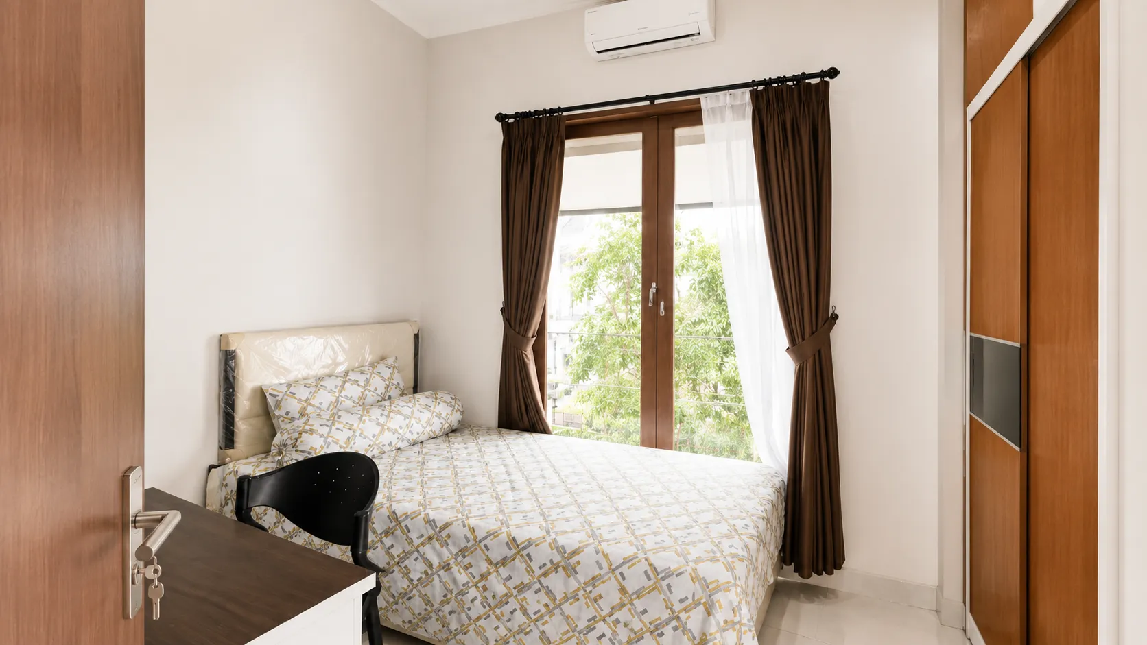 Kost Putri Ciomas House SCBD Sudirman