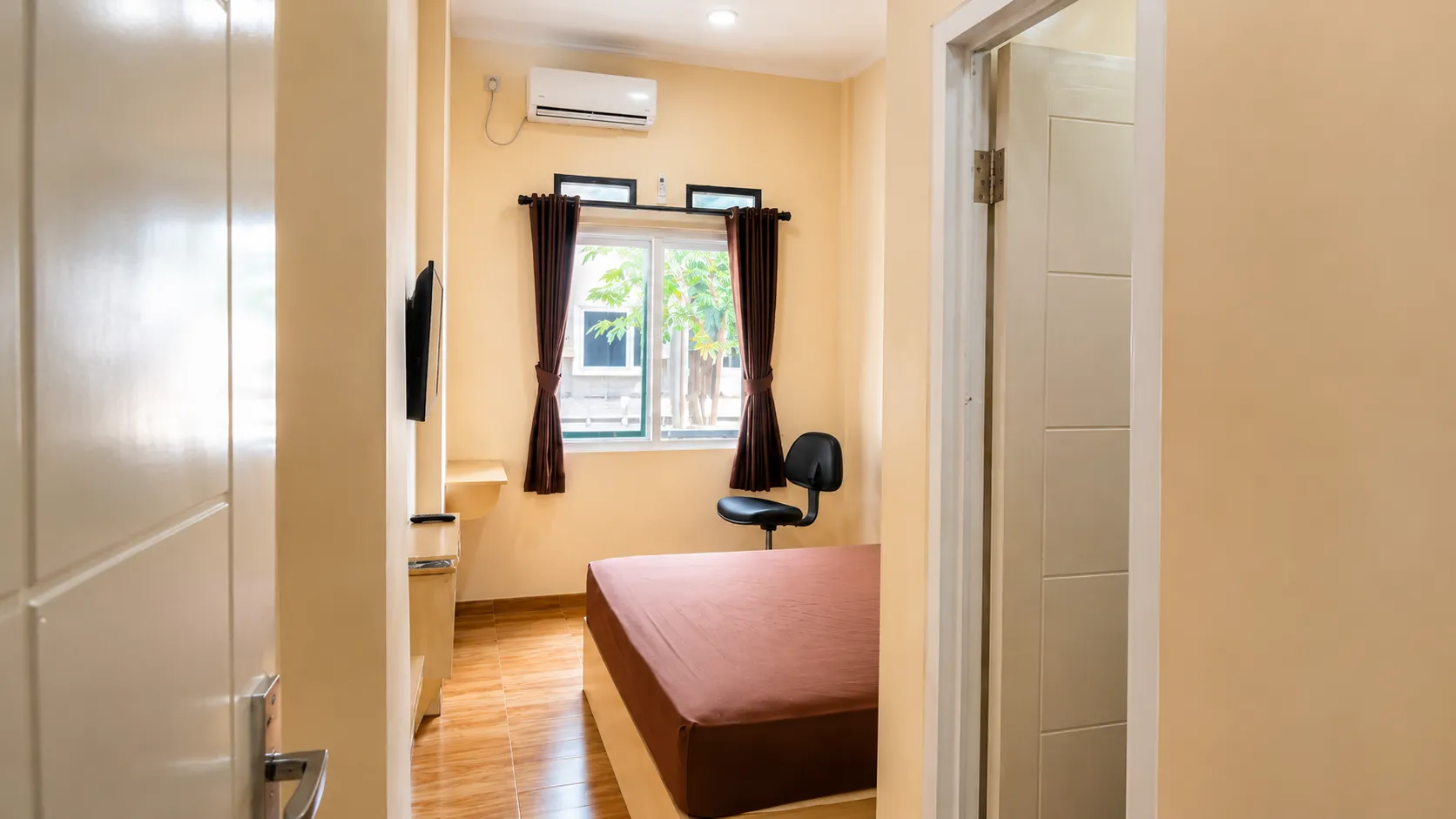 Navara Kost Pancoran