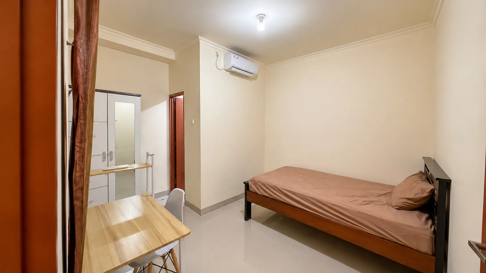 DB Living 1 Kost Cempaka Putih